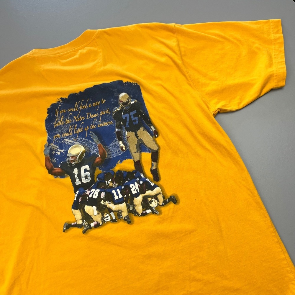 ProEdge T-Shirt Mens XL Yellow Notre Dame Football The Spirit Lives 2005 Graphic